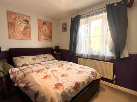 Wentworth Close, London  ** VIDEO & 3D FLOORPLAN AVAILABLE **, Image 8