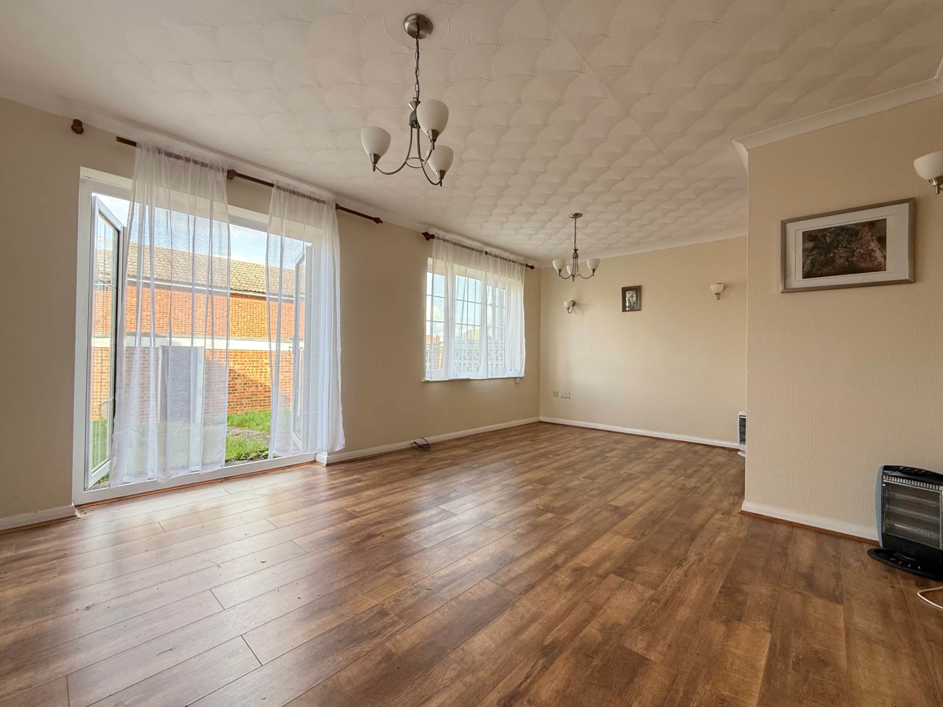 Carlton Road, Erith  ** VIDEO & 3D FLOORPLAN AVAILABLE **, Image 4