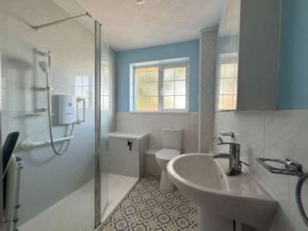 Carlton Road, Erith  ** VIDEO & 3D FLOORPLAN AVAILABLE **, Image 11