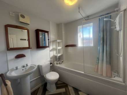 Halifield Drive, Belvedere DA17  ** VIDEO & 3D FLOORPLAN AVAILABLE **, Image 6