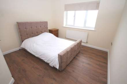 Cutter House, Macarthur Close ** 3D FLOORPLAN AVAILABLE **, Image 11