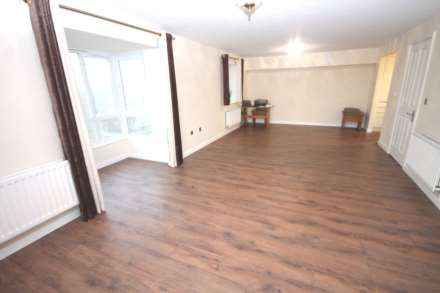 Cutter House, Macarthur Close ** 3D FLOORPLAN AVAILABLE **, Image 6