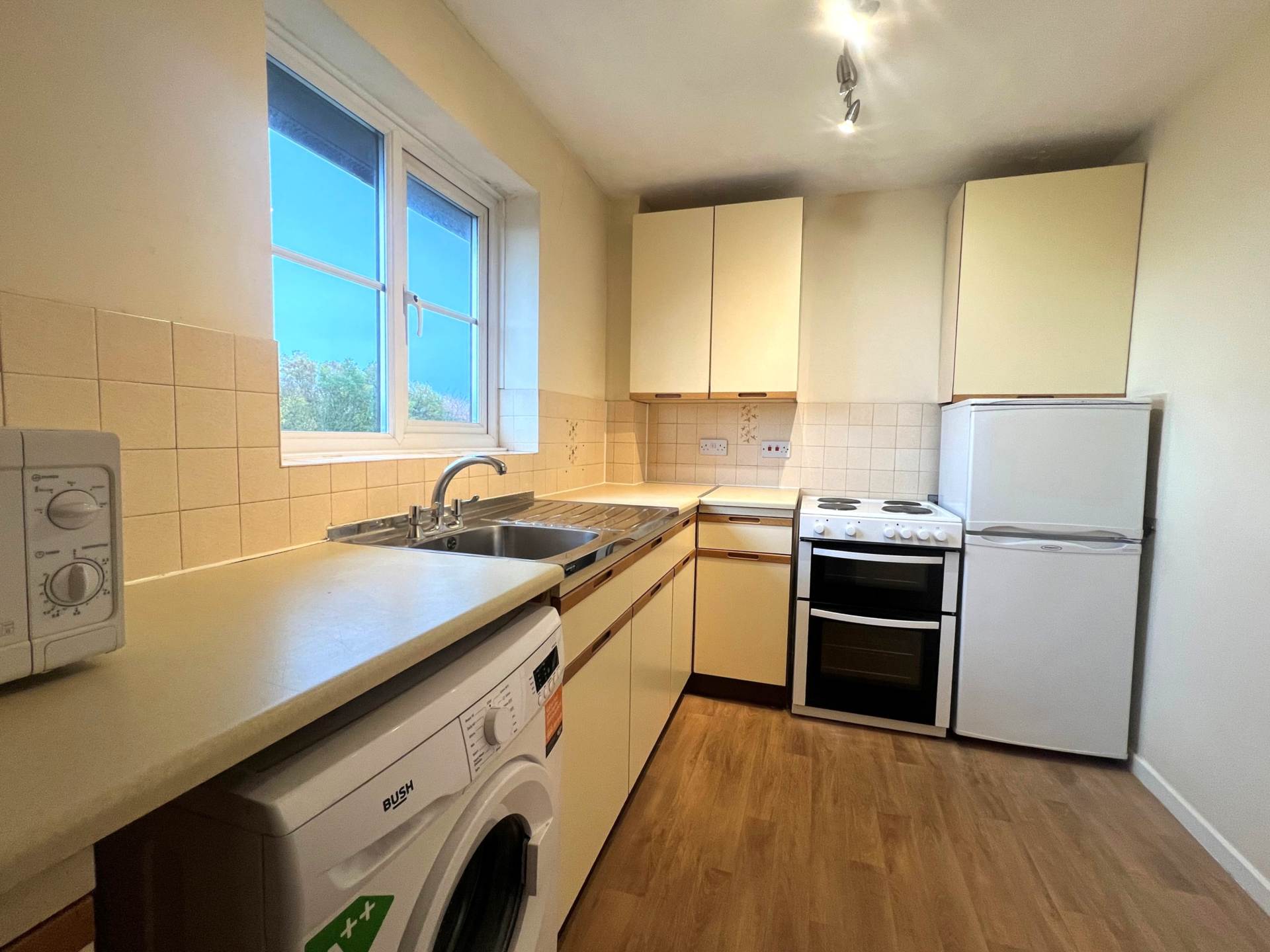Coptefield Drive, Belvedere ** VIDEO & 3D FLOORPLAN AVAILABLE **, Image 3