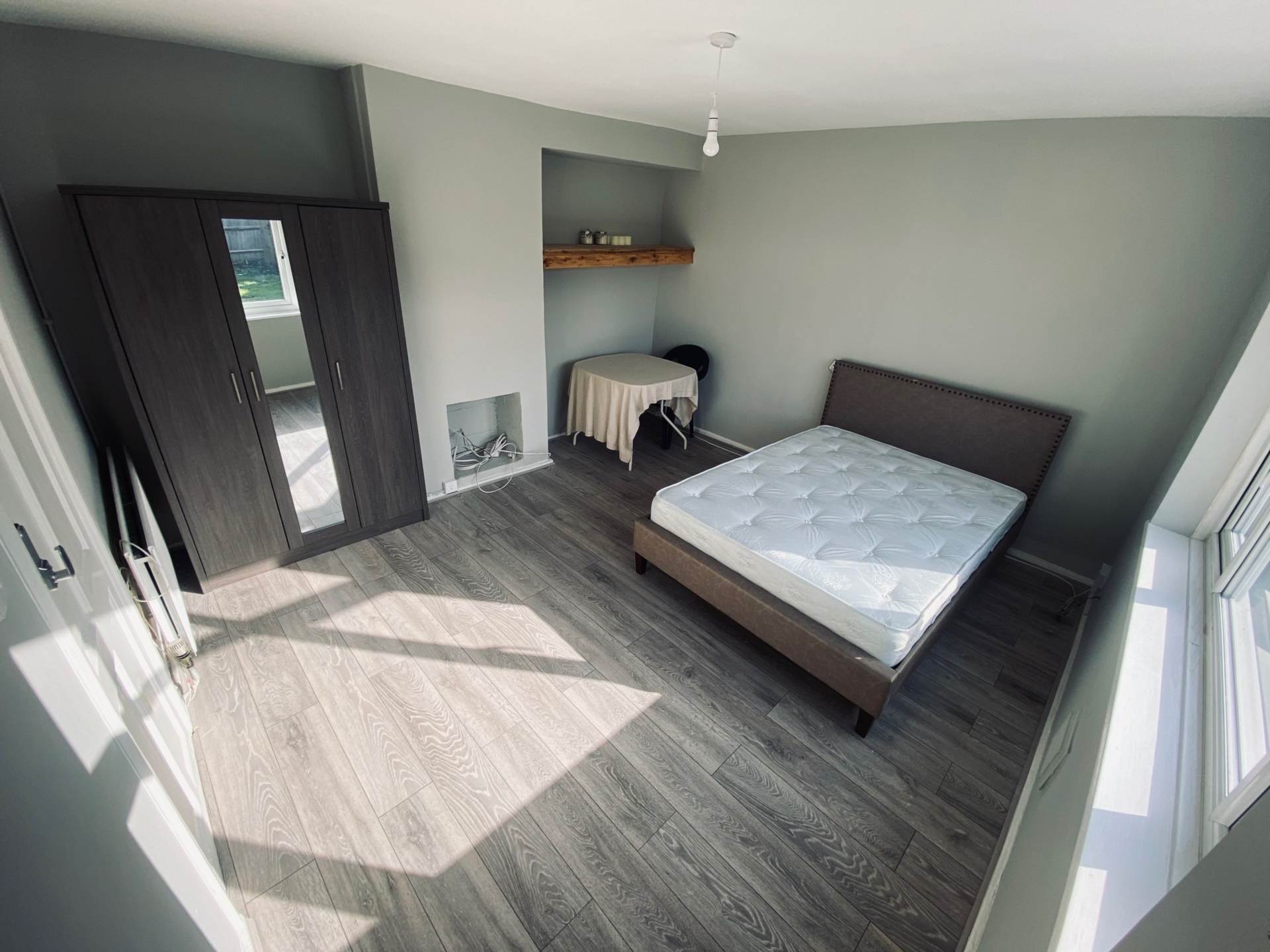 Felixstowe Road, London SE2 9QW ** VIDEO & 3D FLOORPLAN AVAILABLE **, Image 3