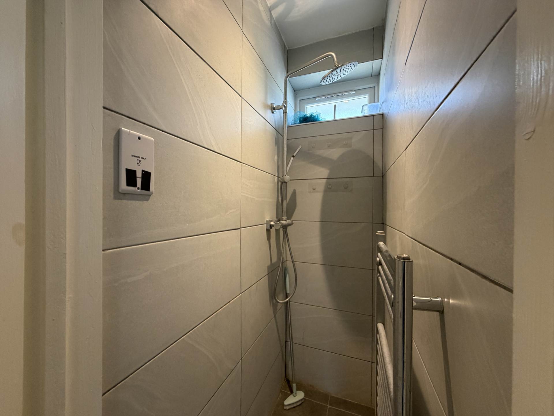 Felixstowe Road, London SE2 9QW ** VIDEO & 3D FLOORPLAN AVAILABLE **, Image 8