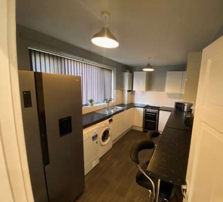 Felixstowe Road, London SE2 9QW ** VIDEO & 3D FLOORPLAN AVAILABLE **, Image 4