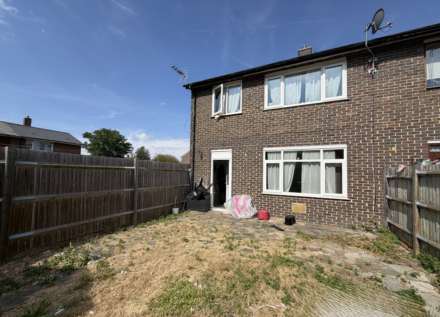 Felixstowe Road, London SE2 9QW ** VIDEO & 3D FLOORPLAN AVAILABLE **, Image 9