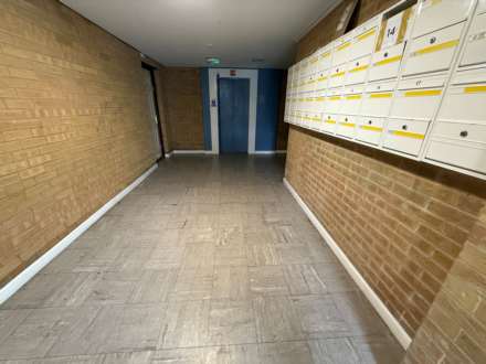Blyth House, Erith  ** VIDEO & 3D FLOORPLAN AVAILABLE **, Image 3