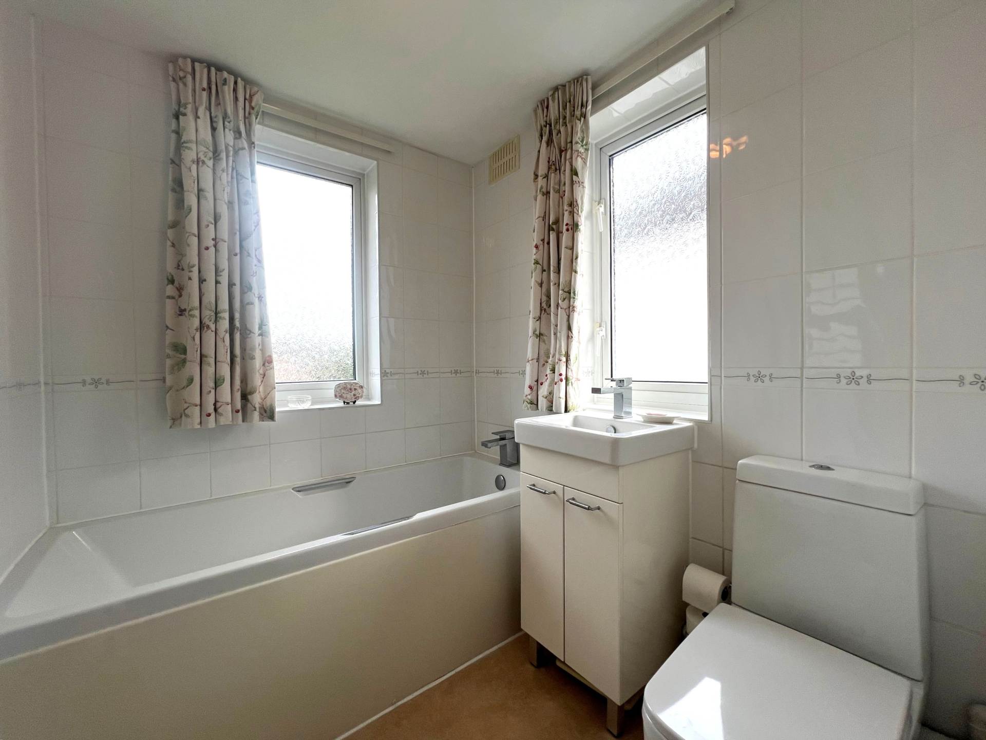 Castleton Avenue, Barnehurst, Image 5