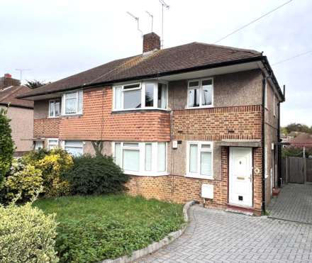Castleton Avenue, Barnehurst