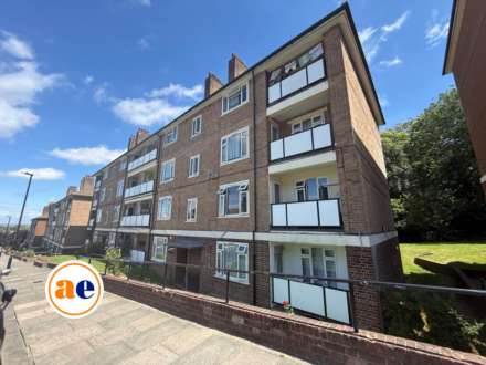Commonwealth Way, London ** 3D FLOORPLAN AVAILABLE **, Image 1