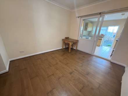 Larner Road, Erith  ** VIDEO & 3D FLOORPLAN AVAILABLE **, Image 5