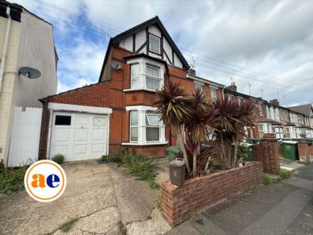 Riverdale Road, Erith  ** 3D FLOORPLAN AVAILABLE **