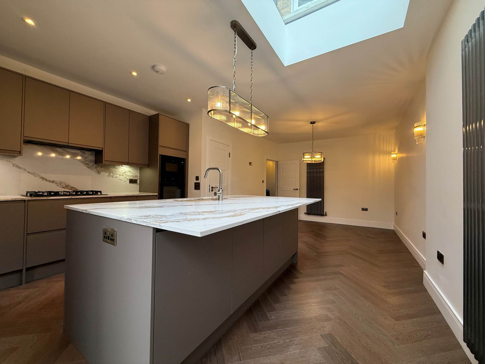 Bostall Lane, London  ** VIDEO & 3D FLOORPLAN AVAILABLE **, Image 2