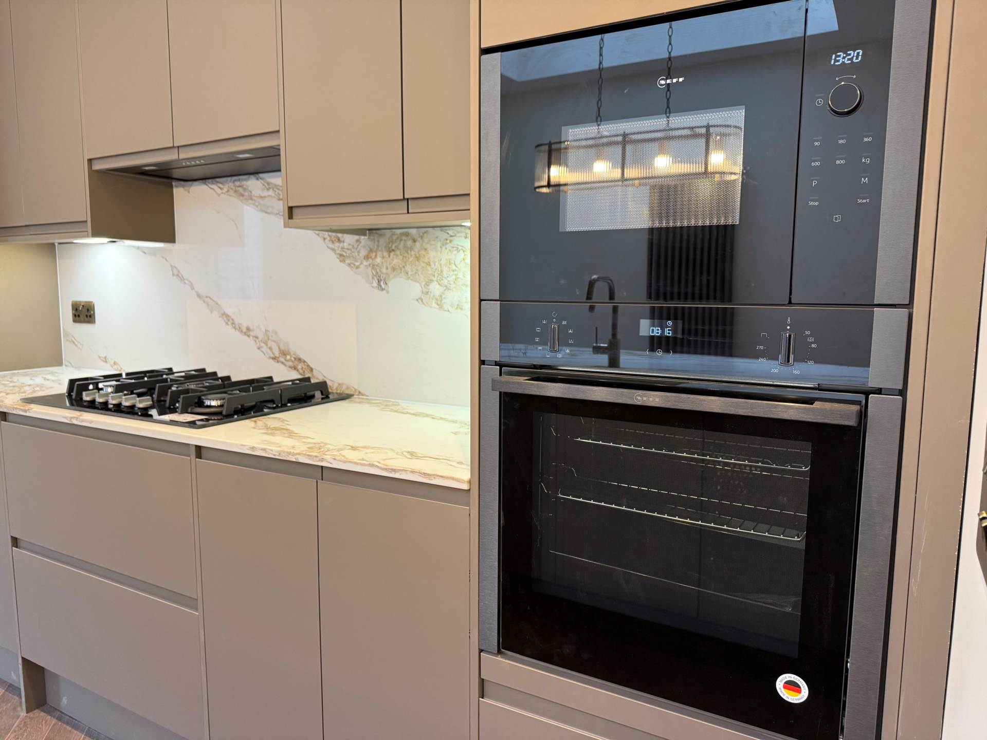 Bostall Lane, London  ** VIDEO & 3D FLOORPLAN AVAILABLE **, Image 6