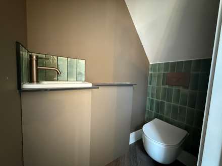 Bostall Lane, London  ** VIDEO & 3D FLOORPLAN AVAILABLE **, Image 8