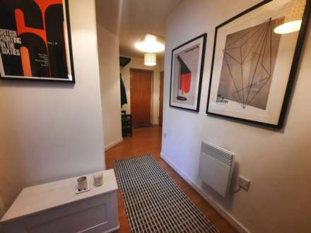 Longmarsh Lane, London ** VIDEO & 3D FLOORPLAN AVAILABLE **, Image 2