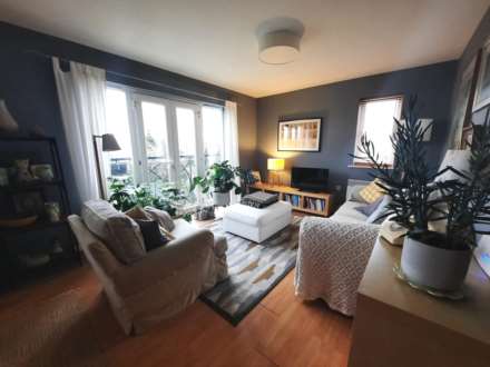 Longmarsh Lane, London ** VIDEO & 3D FLOORPLAN AVAILABLE **, Image 3