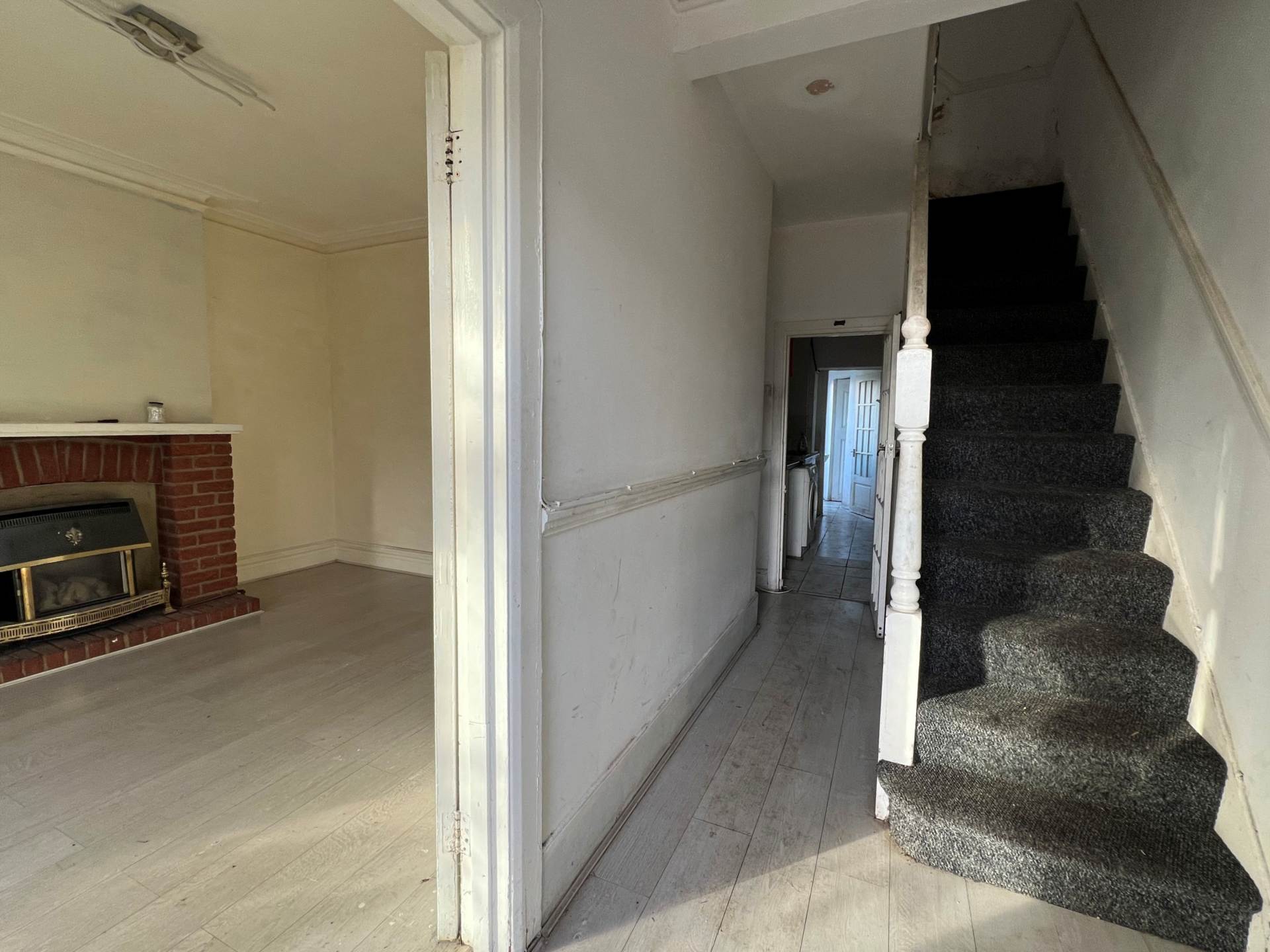 McLeod Road, London  ** VIDEO & 3D FLOORPLAN AVAILABLE **, Image 3