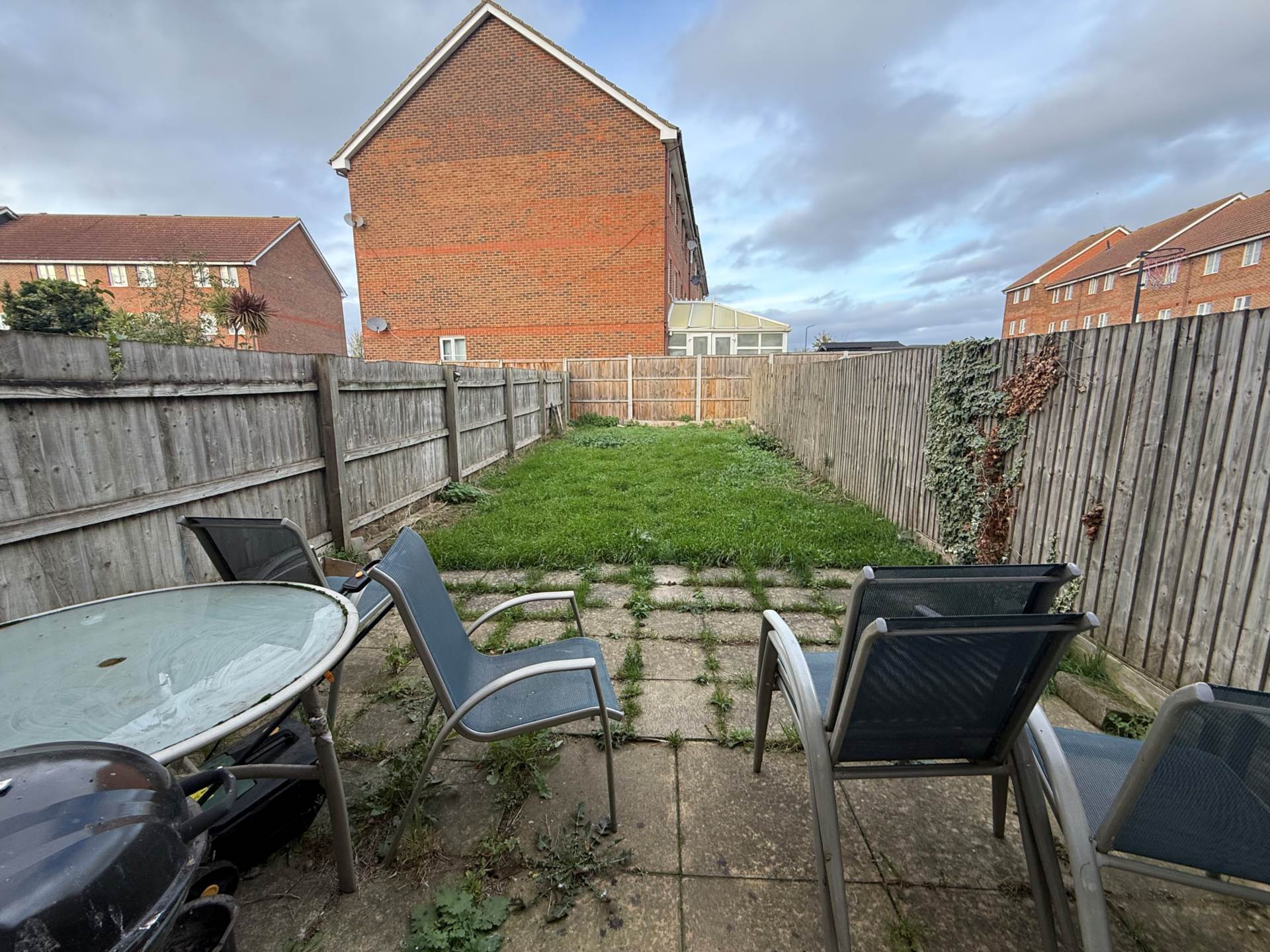 Arden Close, London ** 3D FLOORPLAN AVAILABLE **, Image 11