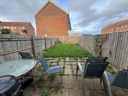 Arden Close, London ** 3D FLOORPLAN AVAILABLE **, Image 11