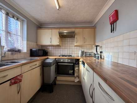 Arden Close, London ** 3D FLOORPLAN AVAILABLE **, Image 6