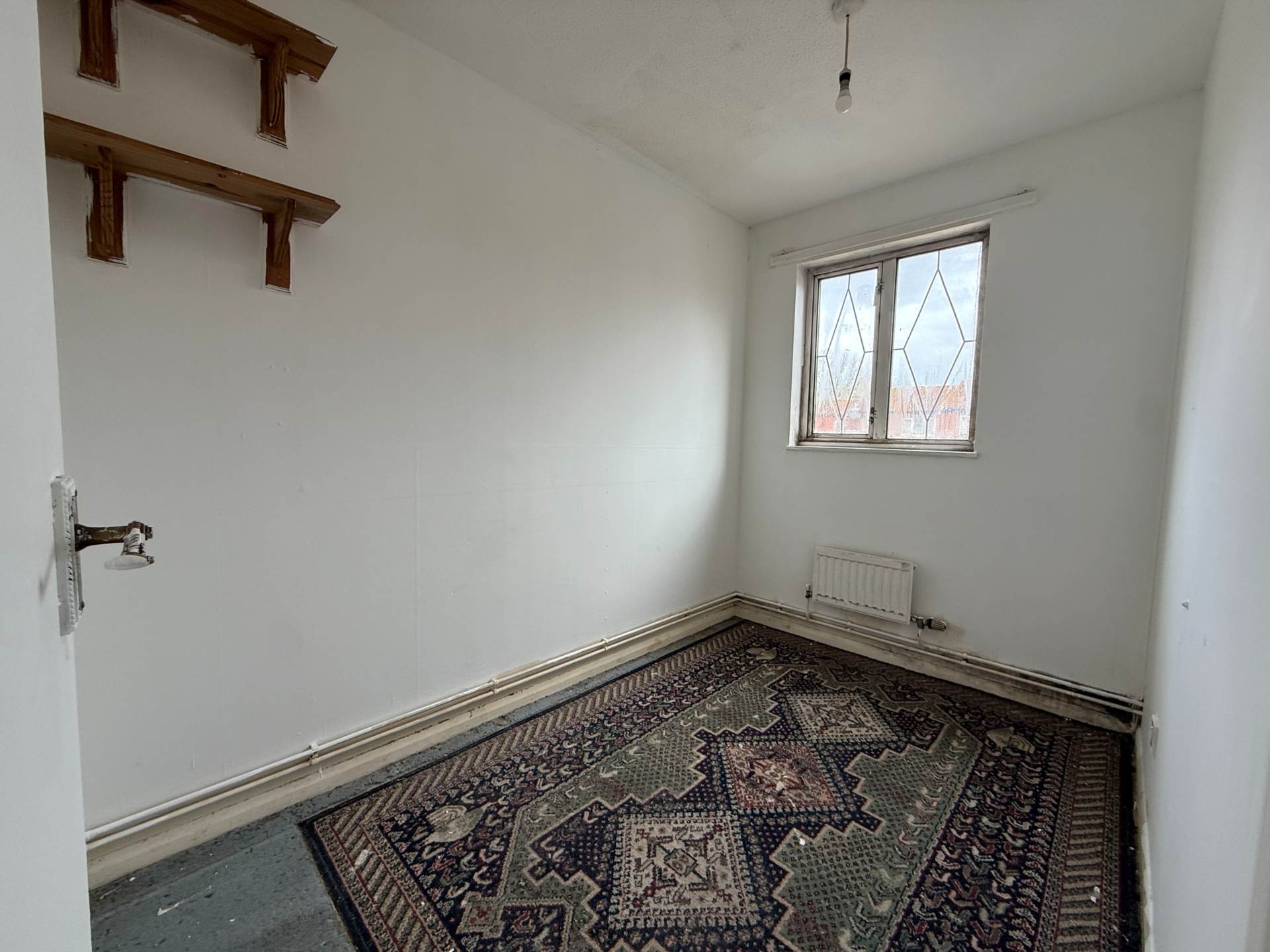 Grange Crescent, London, Image 6