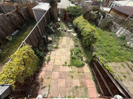 Grange Crescent, London, Image 8