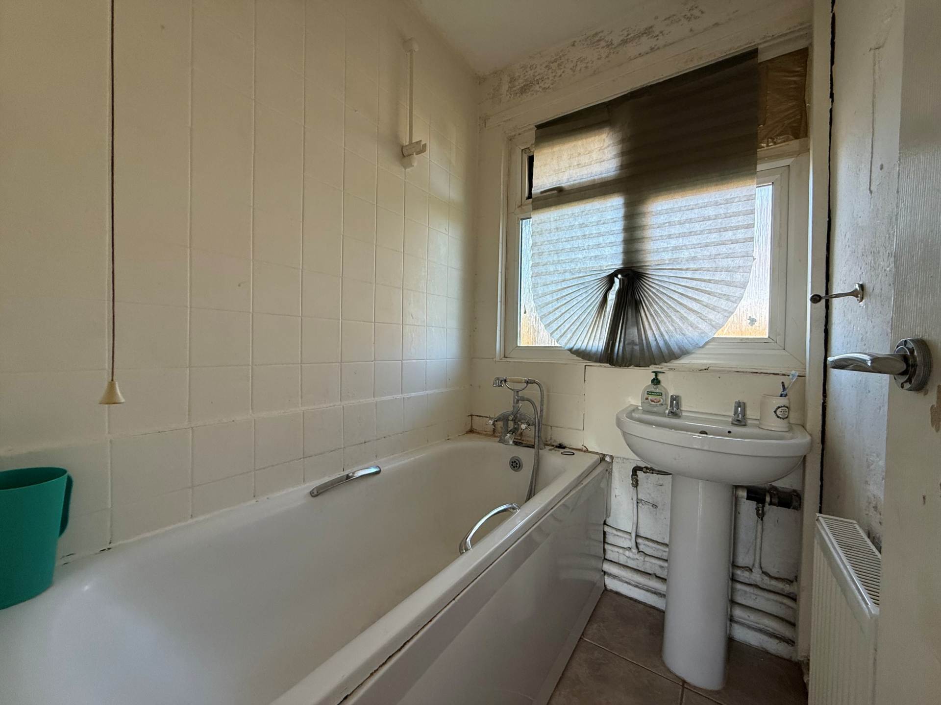 Devenish Road, London  ** VIDEO & 3D FLOORPLAN AVAILABLE **, Image 5