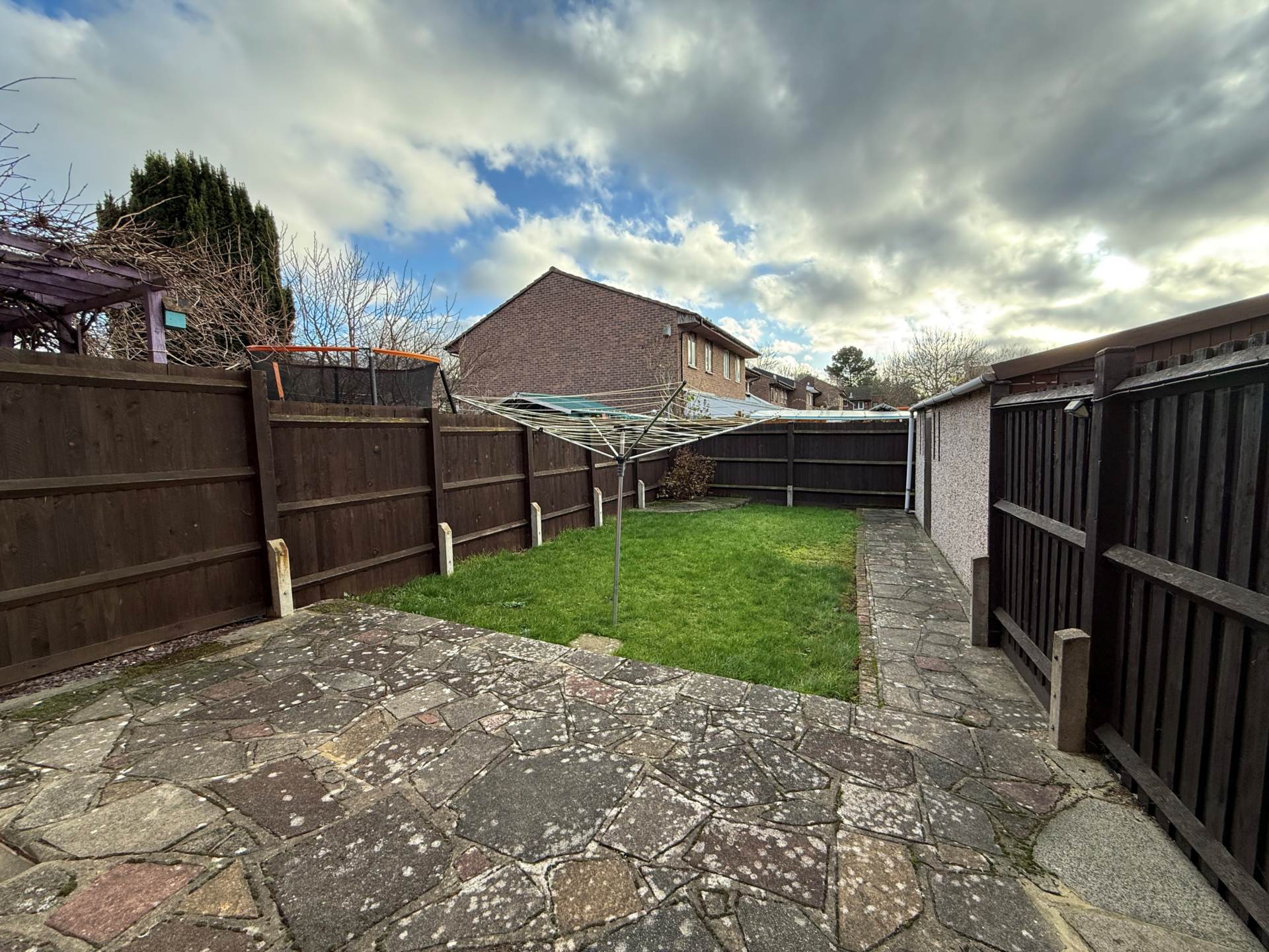 Wroxham Road, London ** VIDEO & 3D FLOORPLAN AVAILABLE **, Image 5