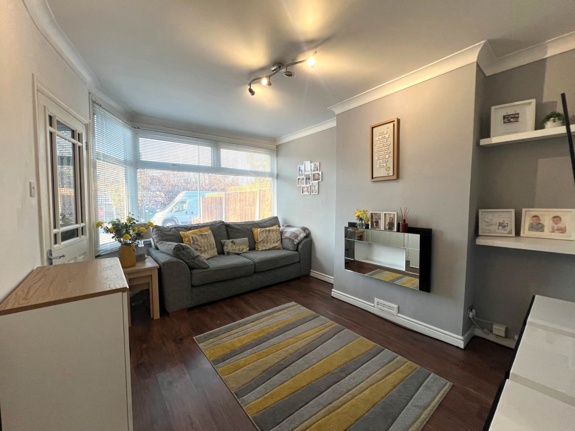 Old Manor Way, Bexleyheath DA7 6NG ** 3D FLOORPLAN AVAILABLE **, Image 8