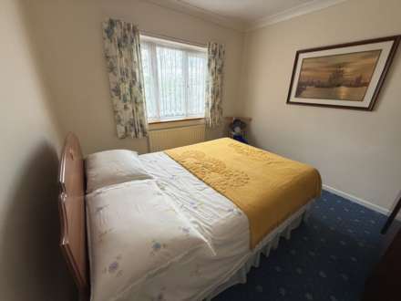 Alderney Road, Slade Green, Erith, Image 13