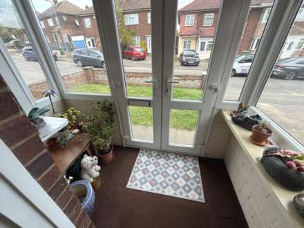 Alderney Road, Slade Green, Erith, Image 3