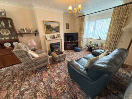 Alderney Road, Slade Green, Erith, Image 5