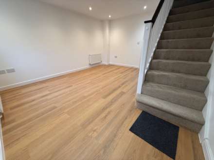 Poppy Close, Belvedere ** VIDEO & 3D FLOORPLAN AVAILABLE **, Image 4