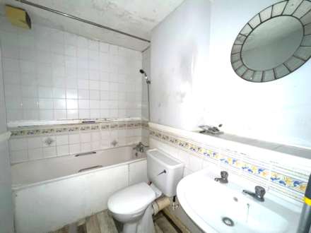 Chandlers Drive, Erith ** VIDEO & 3D FLOORPLAN AVAILABLE **, Image 6