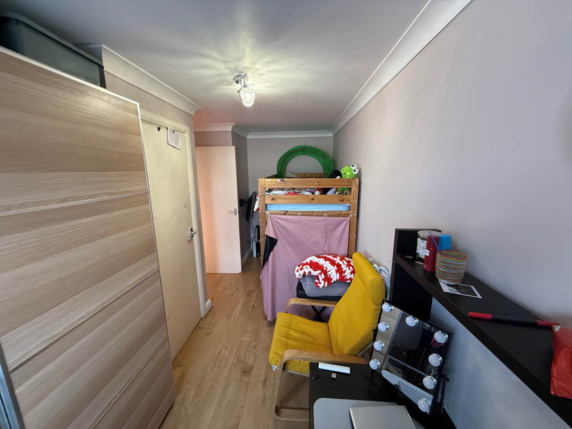 Britannia Close, Erith  ** VIDEO & 3D FLOORPLAN AVAILABLE **, Image 13