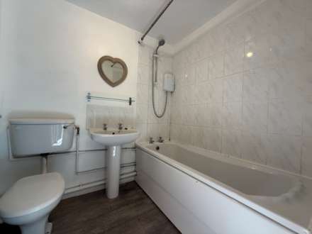 Shortlands Close, Belvedere ** VIDEO & 3D FLOORPLAN AVAILABLE **, Image 6