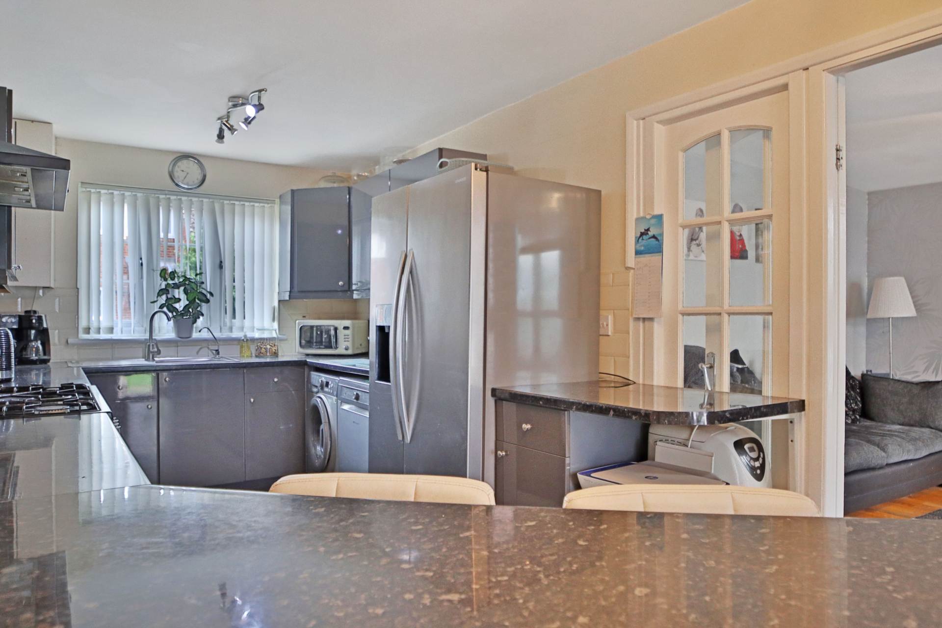 Longworth Close, London **3D FLOORPLAN AVAILABLE **, Image 11