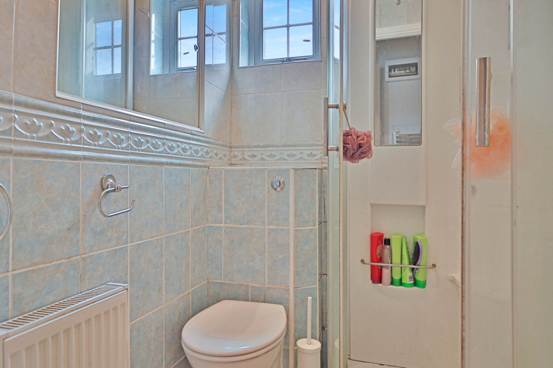 Longworth Close, London **3D FLOORPLAN AVAILABLE **, Image 13