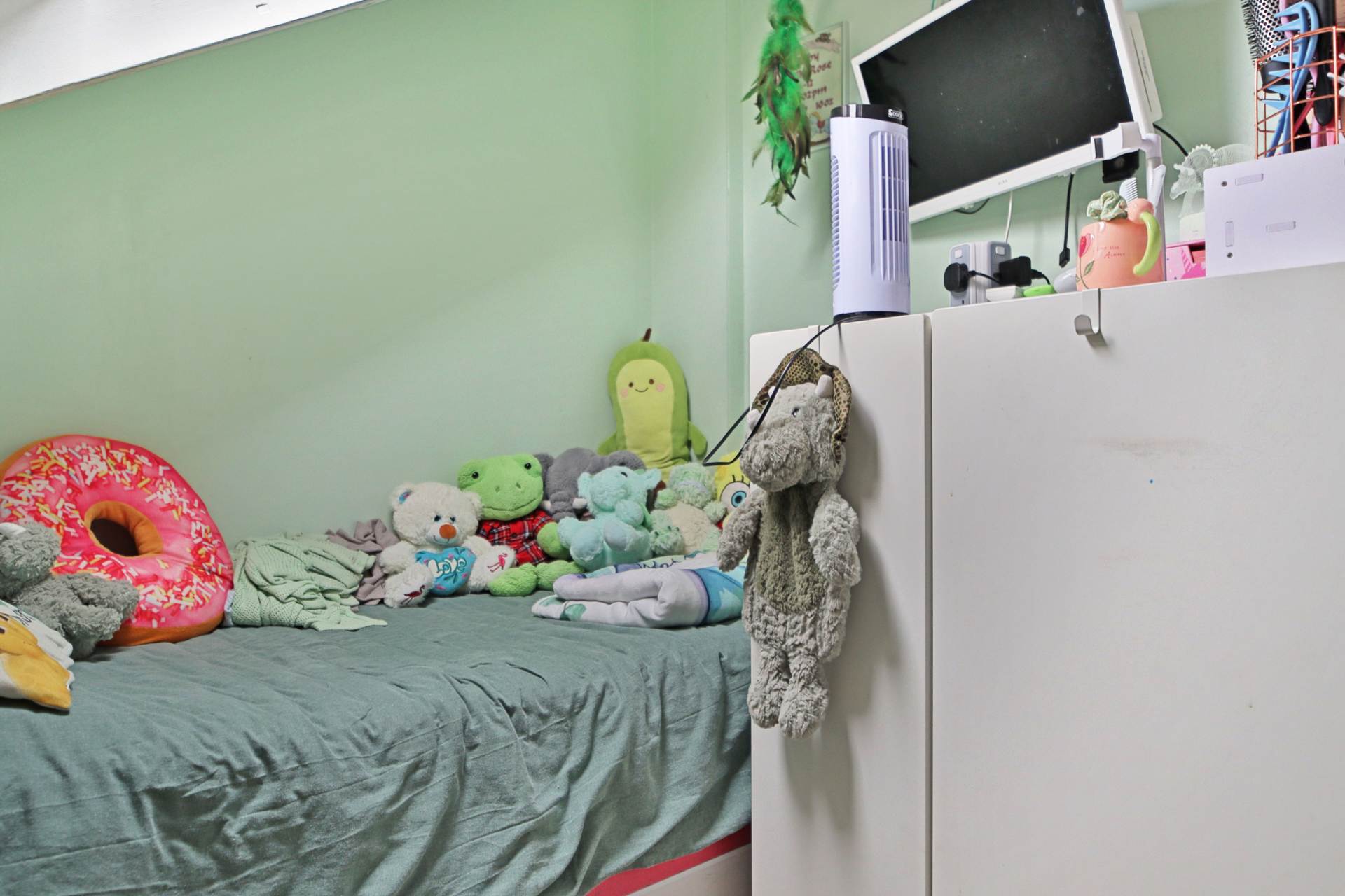 Longworth Close, London **3D FLOORPLAN AVAILABLE **, Image 16