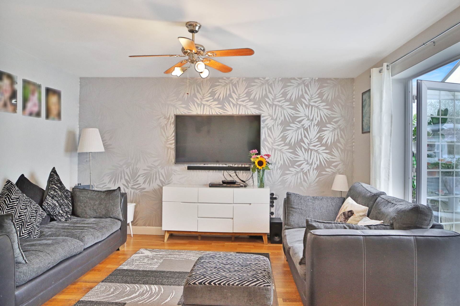 Longworth Close, London **3D FLOORPLAN AVAILABLE **, Image 3