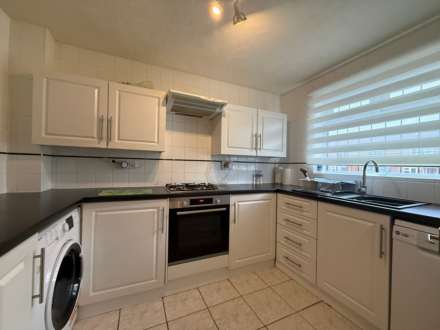 Foxhollow Drive, Bexleyheath ** VIDEO & 3D FLOORPLAN AVAILABLE **, Image 2
