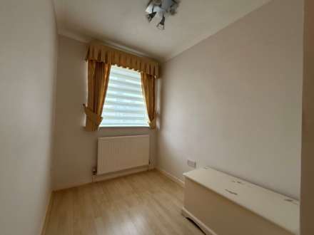 Foxhollow Drive, Bexleyheath ** VIDEO & 3D FLOORPLAN AVAILABLE **, Image 9