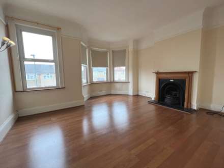 Bexley Road, Erith  ** VIDEO & 3D FLOORPLAN AVAILABLE **, Image 4