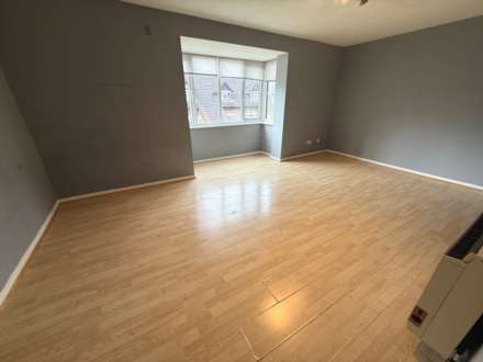 Frobisher Road, Erith  ** VIDEO & 3D FLOORPLAN AVAILABLE **, Image 5