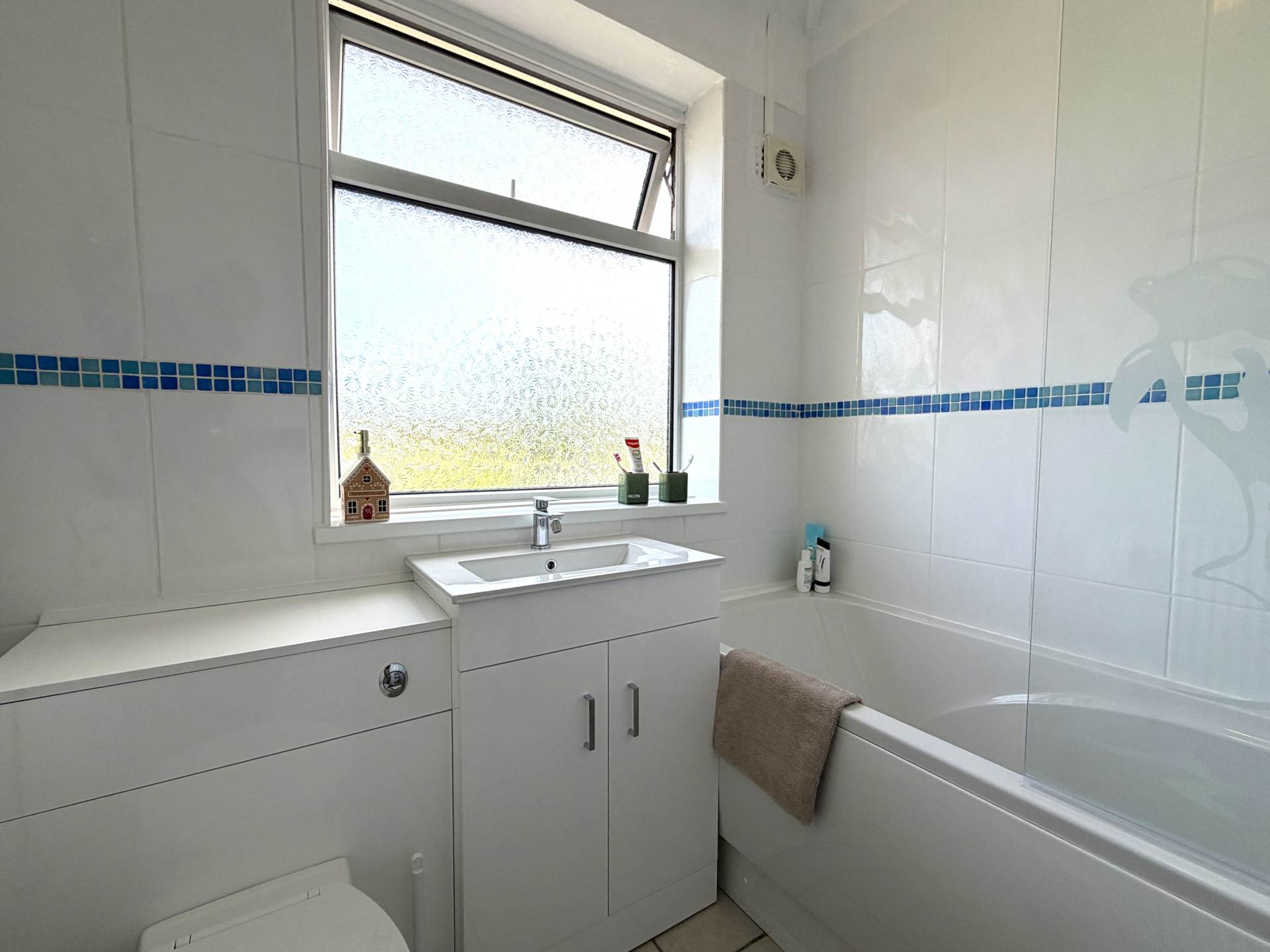 Highmead, London  ***3D FLOORPLAN & VIDEO  AVAILABLE ***, Image 19