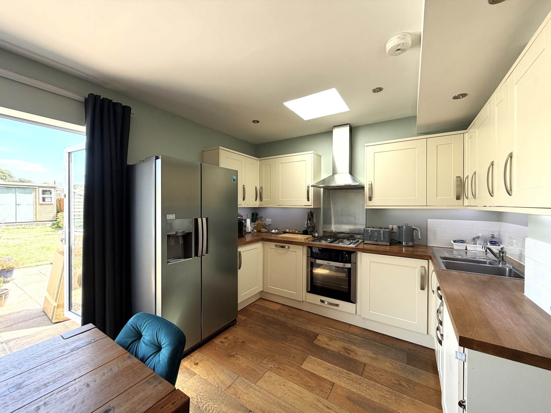 Highmead, London  ***3D FLOORPLAN & VIDEO  AVAILABLE ***, Image 4