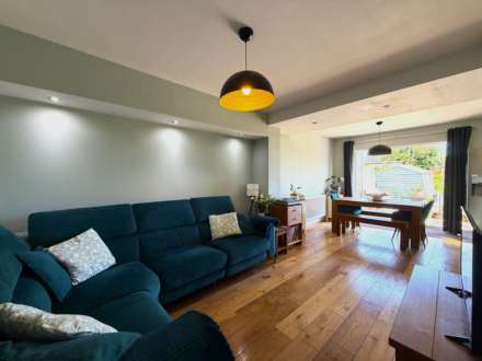 Highmead, London  ***3D FLOORPLAN & VIDEO  AVAILABLE ***, Image 10