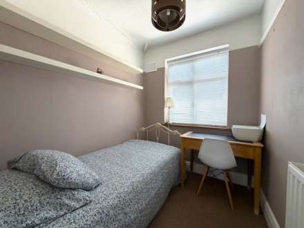 Highmead, London  ***3D FLOORPLAN & VIDEO  AVAILABLE ***, Image 18